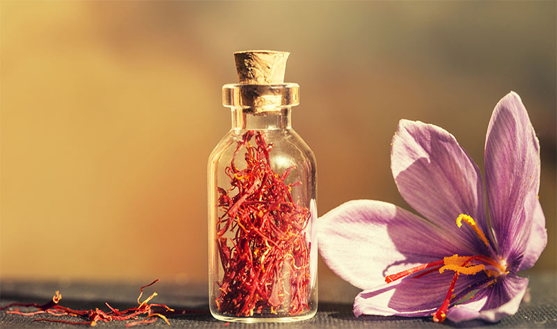 دانلود مقاله بررسی چالش‌ها و راهكارهاي موثر در برندسازی زعفران ایران word